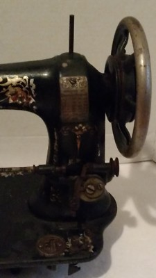 Vintage Antique White Sewing Machine 