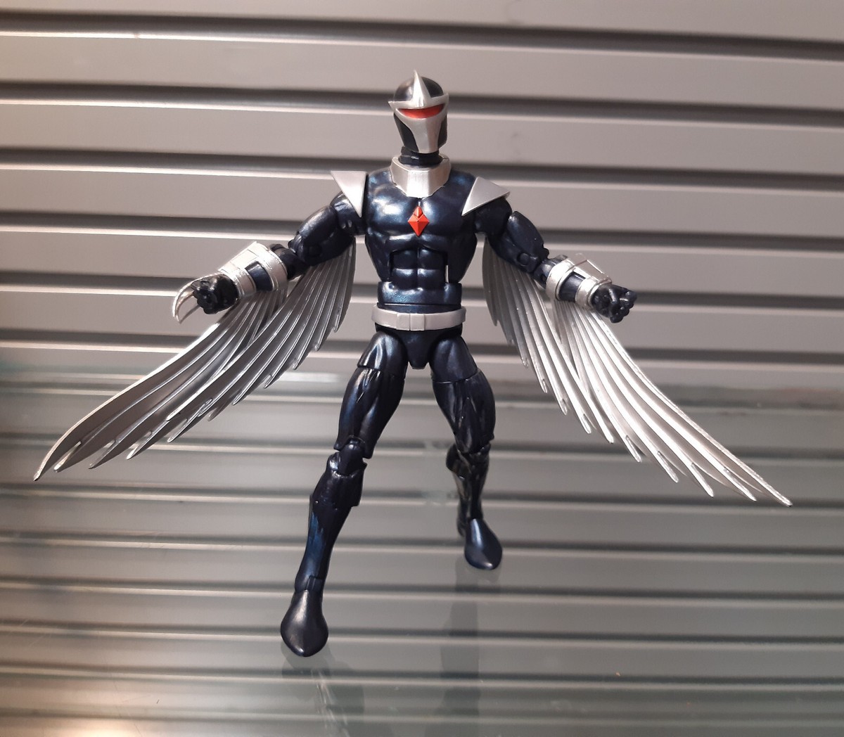 Marvel Legends Comics Classic DARKHAWK 6