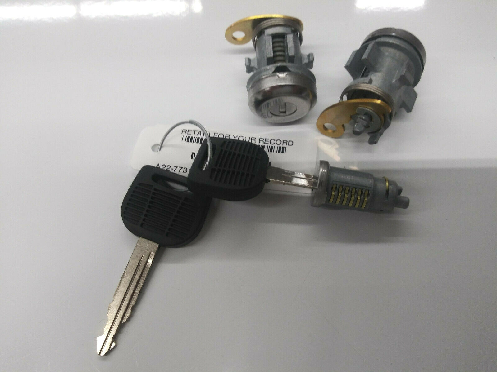 New for Freightliner Ignition and Cab Door Lockset A22-77318-000 Random ...