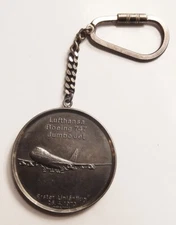 LUFTHANSA BOEING 747 JUMBO JET FIRST FLIGHT SILVER 999 MEDAL KEYCHAIN 26.4.1970
