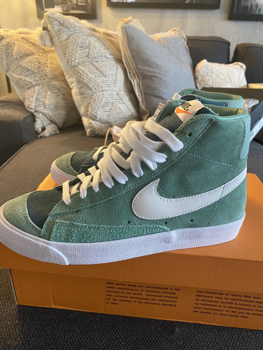 【NIKE】BLAZER MID 77 VNTG SUEDE MIX NIKE Blazer Mid '77 Vintage suede and leather-trimmed
