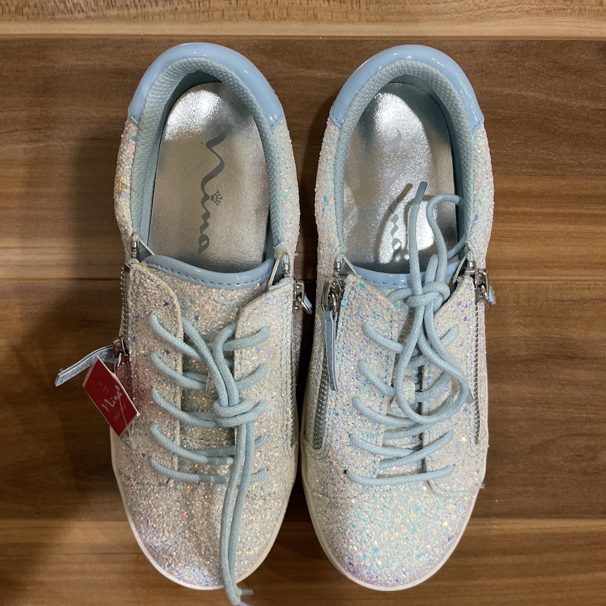 NINA Memory Foam Sneaker Youth Girls Shoes Size 4M Light Blue