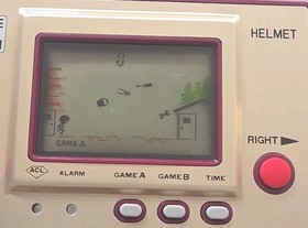 Nintendo Game & Watch Complete Boxed Gold Series: Manhole Helmet Lion (AU-Stock)