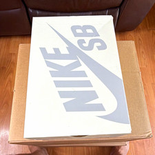 Nike SB Dunk Low Black/White-Black Skateboard...