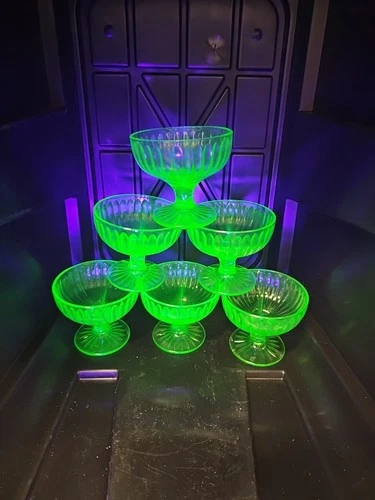 Vintage Green Depression Uranium Glass Sherbet Dishes Set Of 6 Glows!