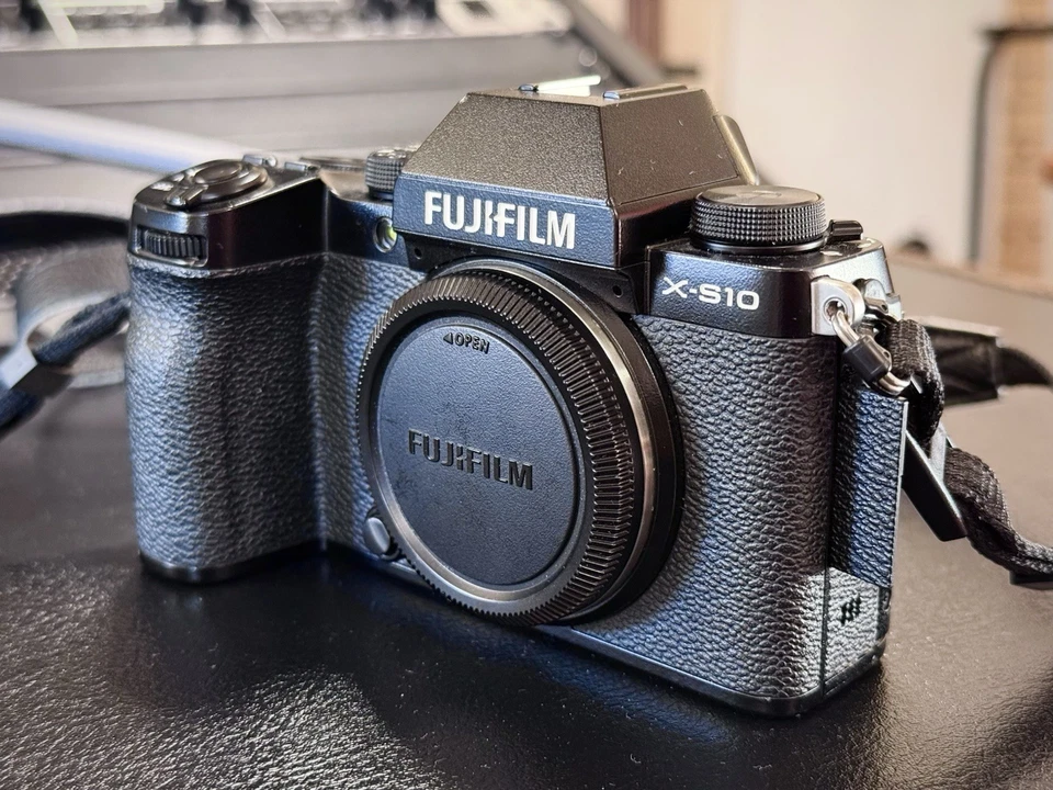 Fujifilm X-S10, photo 3 of 5