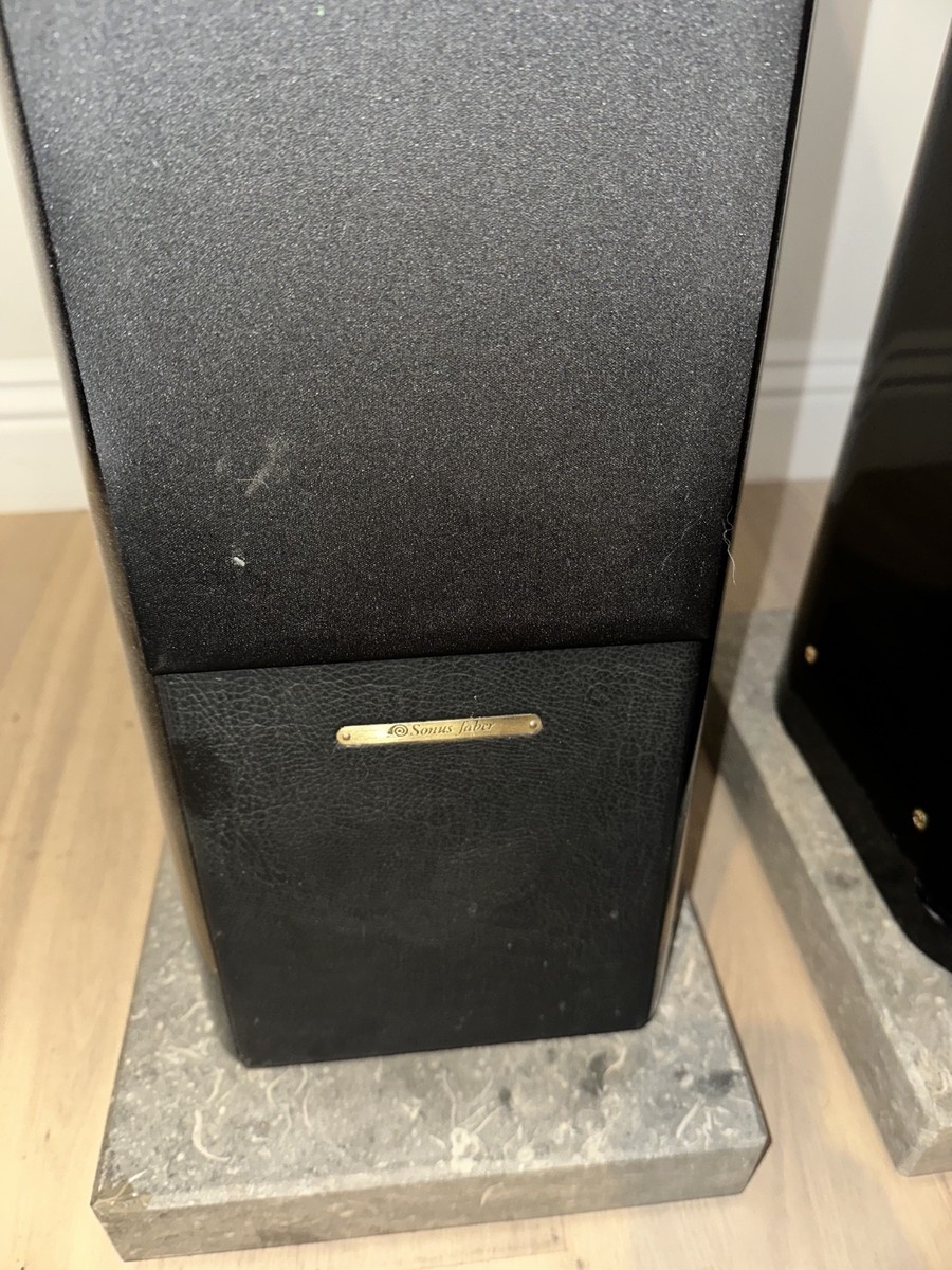 Sonus Faber Concerto Grand Piano Speakers + Original Stone