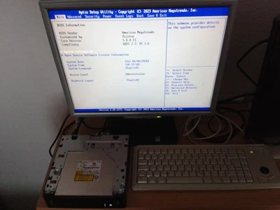 Desktoprechner Fujitsu Esprimo Q958, D3613-A12, Intel Core i5-8500T, DVD+-RW - Bild 1 von 4