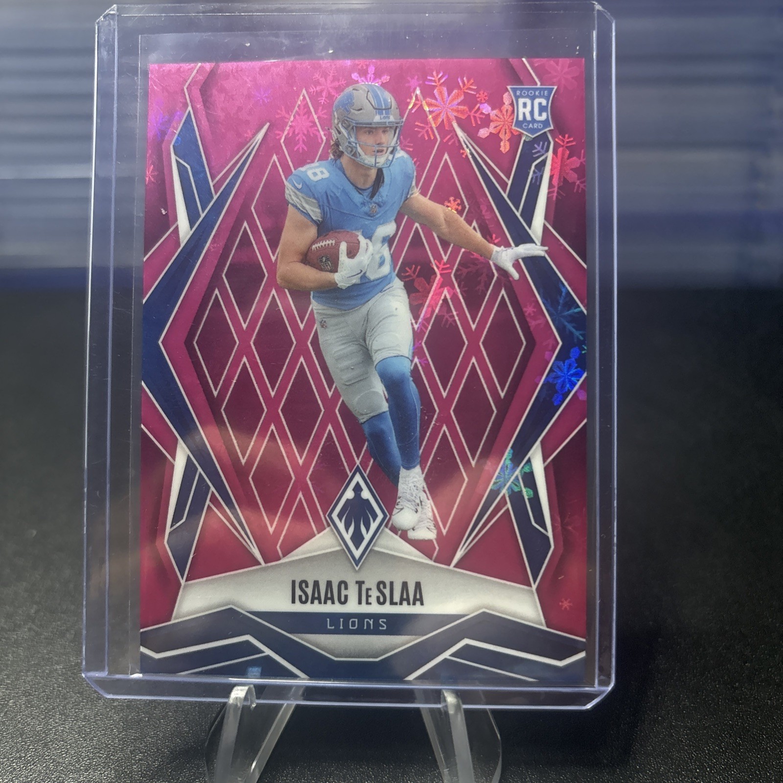 2025 Panini Phoenix - Rookies Isaac Teslaa #189 Pink Hyper /299 (RC)