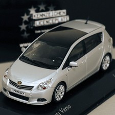 MINICHAMPS 1/43 Toyota Verso 2009 Silver