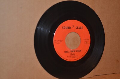 COSMO W/ THE GRAY SISTERS: SMALL TOWN GOSSIP SOUND STAGE 7 VG++ NORTHERN SOUL 45