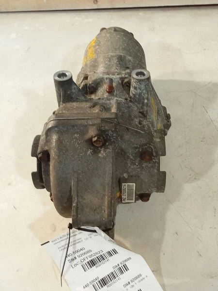 2002 Honda CRV Rear Axle Differential Carrier Assembly With Warranty OEM 02 - Image 3 of 4