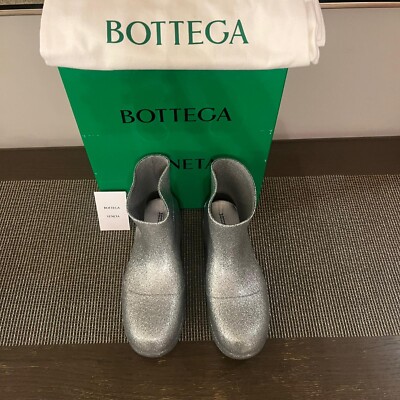 Bottega Veneta , Puddle Ankle Boots Spark Rubber in Silver , BNWB