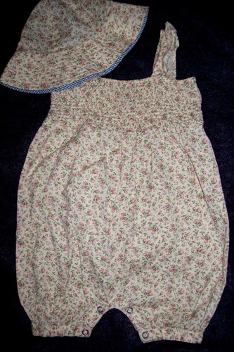 Girl 18-24 M: Vtg. RALPH LAUREN Smocked Floral BUBBLE: Matching HAT 100% Cotton