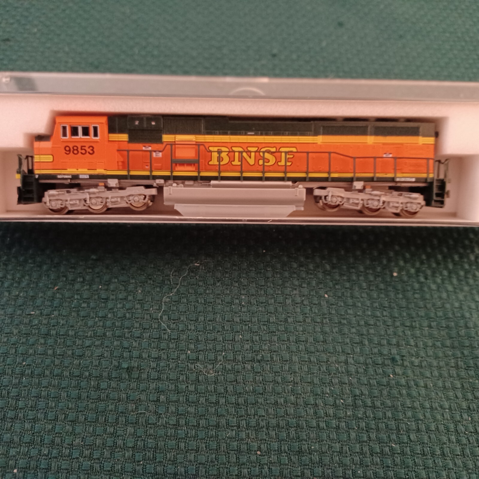 KATO EMD SD70MAC 176-6303 BNSF#9838 No.8 KATO N-Scale #176-6303