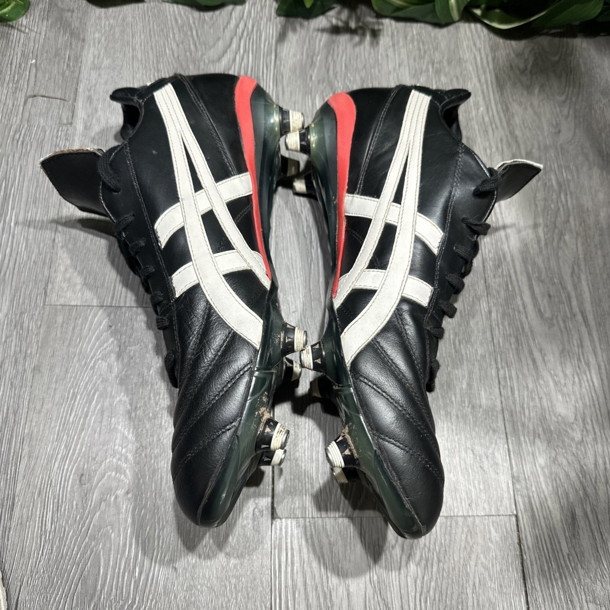 Asics Lethal Testimonial Light SG Black Football Boots 46 UK  display picture 1