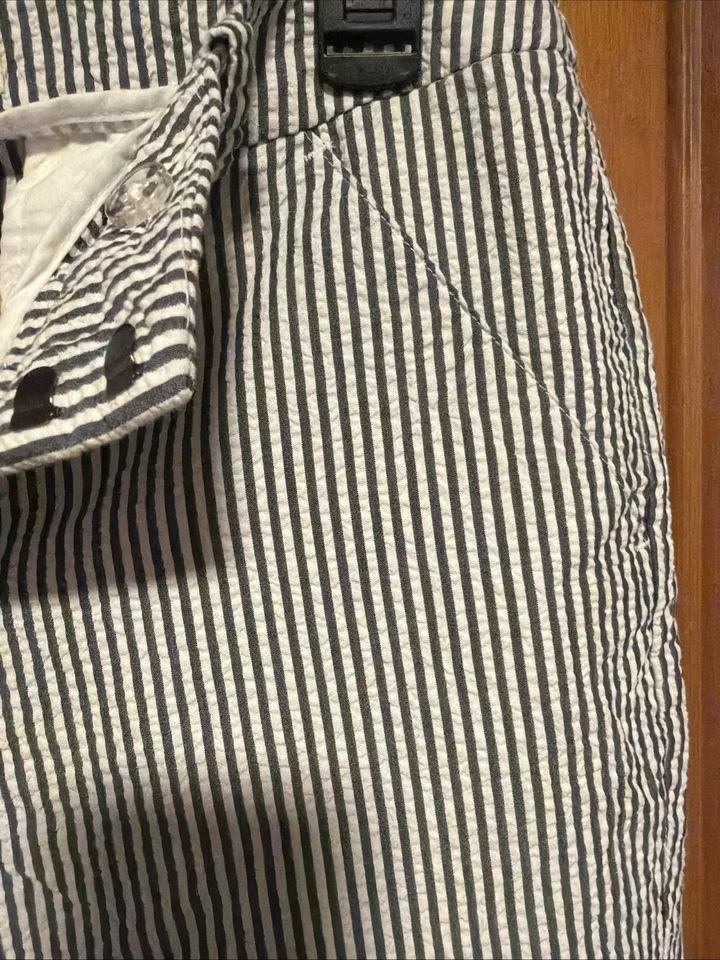 Ladies Marona Crop Pants Size 12 Gray And White Stripe - Image 4 of 4