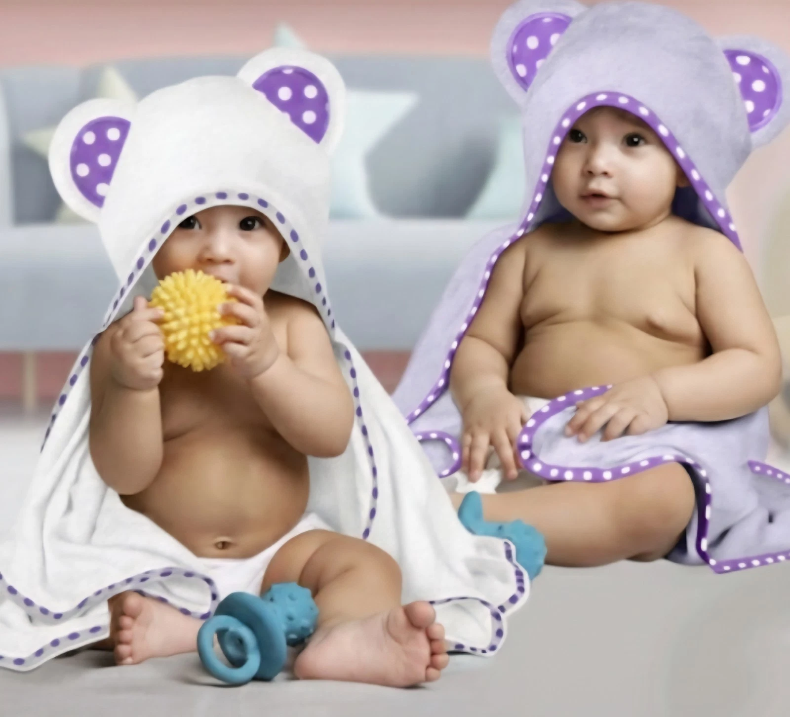 ELSVIN 2-Pack Hooded Baby Towel Set Organic Bamboo White & Purple 30x30" 400 GSM
Opens in a new wind