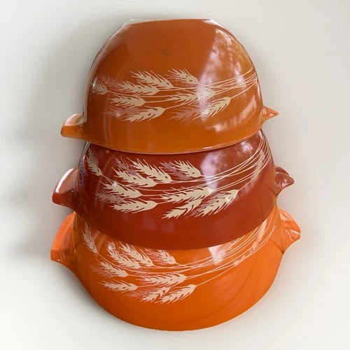 Vintage Pyrex Autumn Harvest Wheat Nesting Mixing Bowls Set of 3  441 442 443
