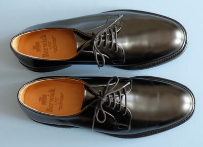 Berwick 1707 - 4406 Plain Toe Blucher PTB rahmengenäht schwarz UK10 EU44 NEU