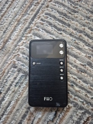FiiO E17 Alpen Portable DAC and Headphone AMP Amplifier *For Parts Or Repair!*