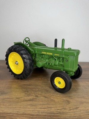 Vintage John Deere Diesel Model R Tractor Die Cast 1985 Ertl 1/16 Scale NICE