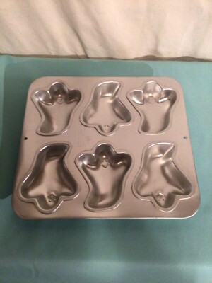 Wiltons Cavities Mini Ghost Cake Mold Halloween Pan-1991 2105-3845 