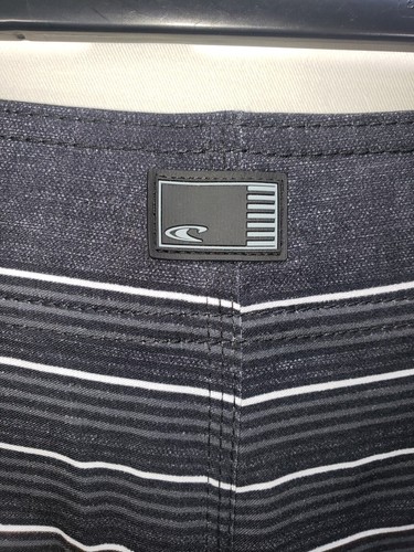 Oneil Boardshorts Herren 31 schwarz gestreift Polyestermischung NEU - Bild 5 von 8
