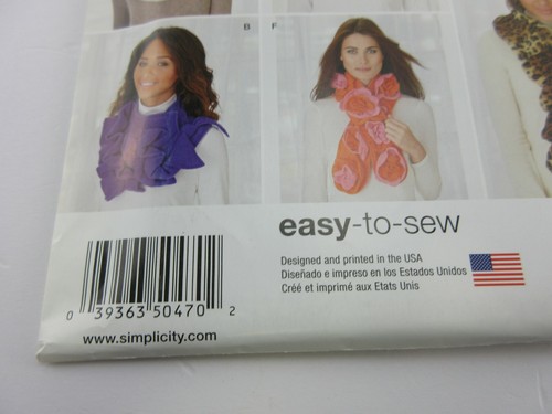 Simplicity 1235 Scarves & Cowls using Fleece & Minky Fleece - Easy Pattern w1 - Picture 2 of 3