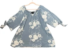 Liv Los Angeles Embroidered Floral Soft Blue  Peasant Top Women Size 3X