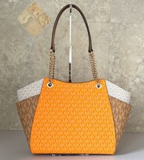 Michael Kors ショルダーバッグ オレンジ バッグ & ハンドバッグ 女性