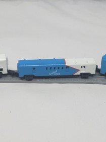 Galoob Vintage Micro Machines Galoob Lines American Passenger Train Set w Tracks