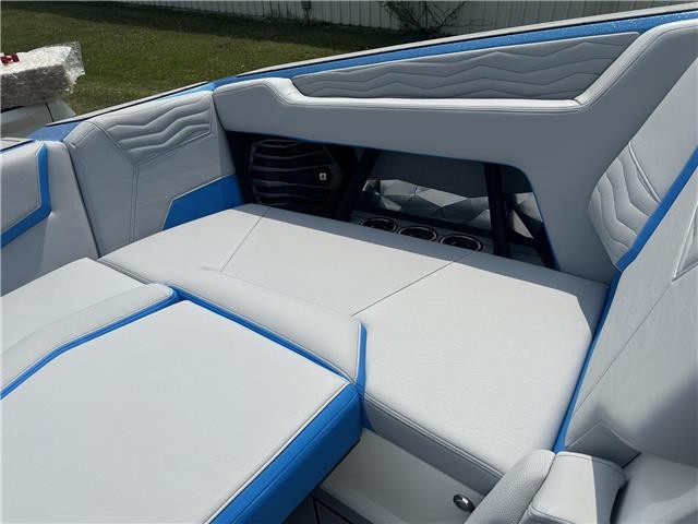 2025 Nautique G23  Masters Blue Metal Flake