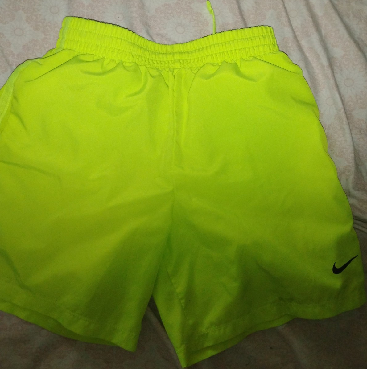 Nike Dri-FIT Elastic Waist Drawstring Men's Yellow Athletic Shorts Size S