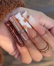 Maple Leaf Paper Irisident Nail Glitter 10leafs & Gold Flakes