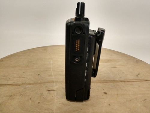 Motorola XPR 7550 Two-Way Radio Walkie Talkie AAH56RDN9KA1AN For Parts/Repair - Photo 5/7