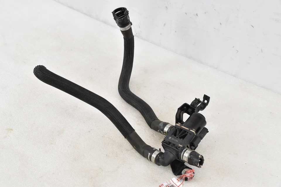 🚀 ALFA ROMEO GIULIA 2.0L ENGINE WATER HEATER VALVE UNIT & PIPE HOSE OEM 2017-19 — 第 4/4 张图片