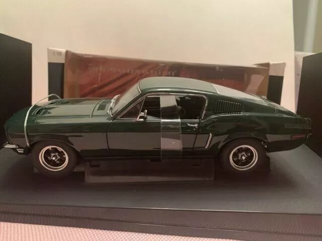Autoart bullitt store