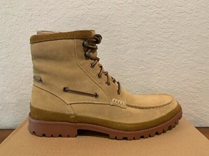 sperry lug boot