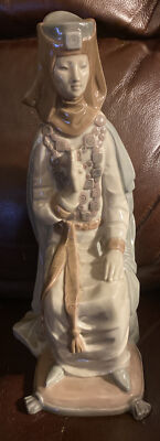 Lladro 14689 Gothic Queen No Box! Mint! Retired! Glossy L@@K! Rare, hard to Find