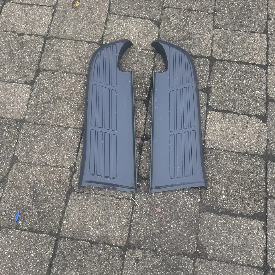 Par de almohadillas de parachoques traseras para conductor y pasajero Toyota Tundra 2000-2006 Foto 2 de 4