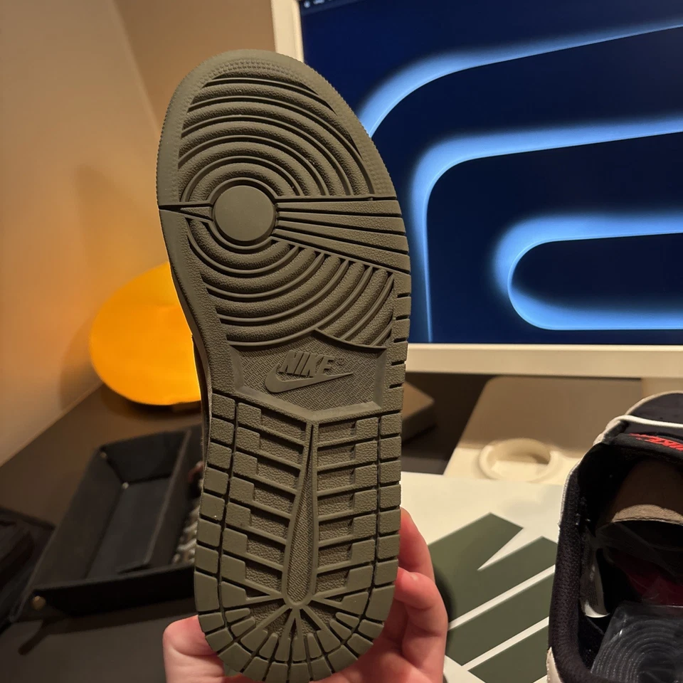 Nike Air Jordan 1 Low Travis Scott, Foto 4 von 5