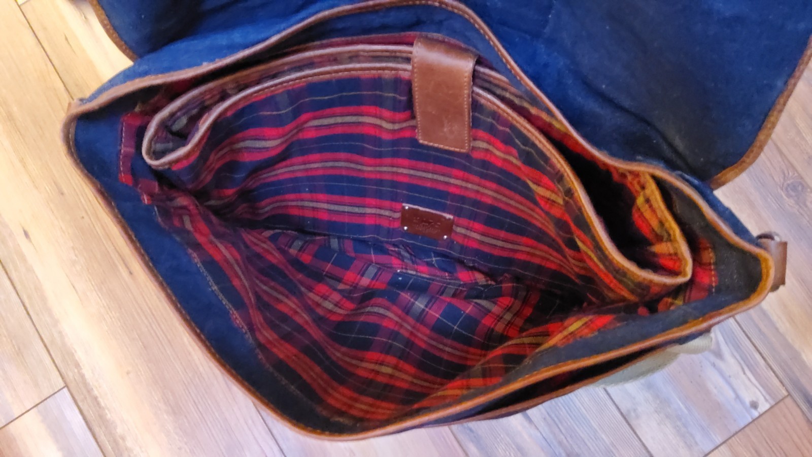 WILL LEATHER GOODS Hopper Messenger Crossbody Briefcase Laptop Bag Case Blue