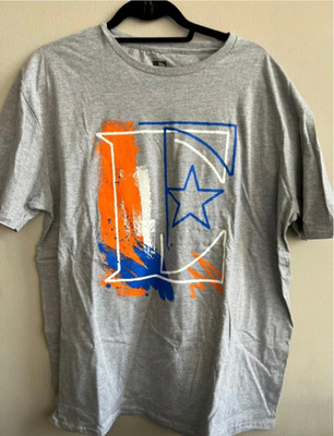 SIZE XL AUTHENTIC Elton John Merch - Farewell New York 2022- MSG  Gray T Shirt