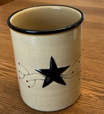 Star Vine Utensil Holder Crock 6.75” Ceramic Container Country Kitchen NICE!