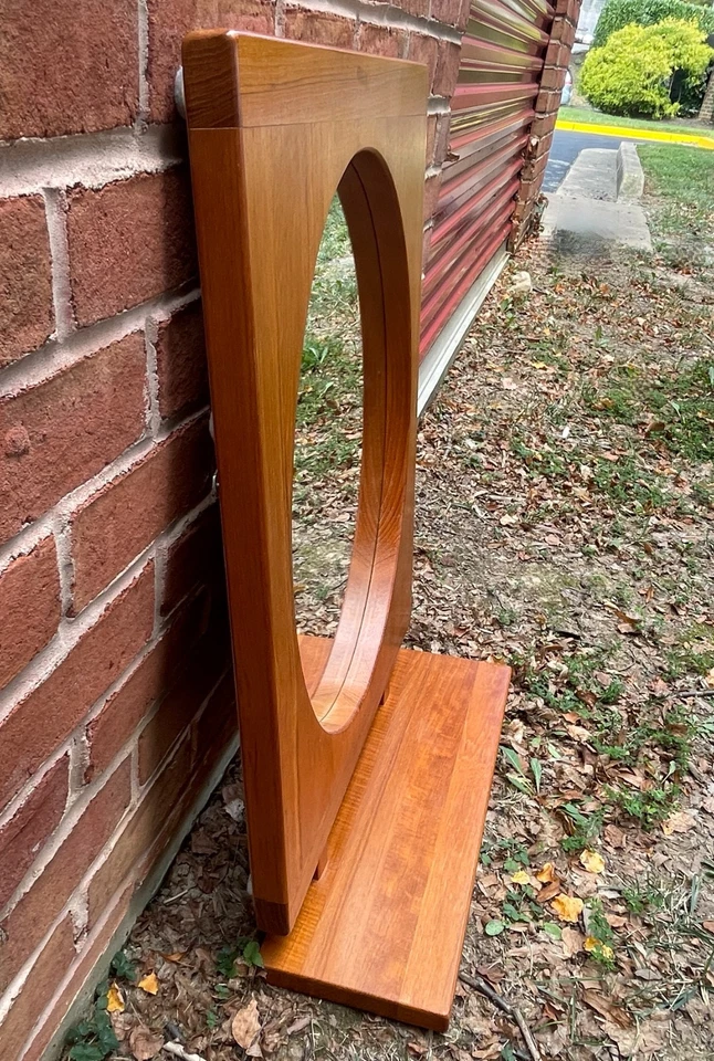 Pedersen & Hansen Viby J Danés Moderno Tocador de Teca o Espejo de Pared Estante Flotante Foto 2 de 4