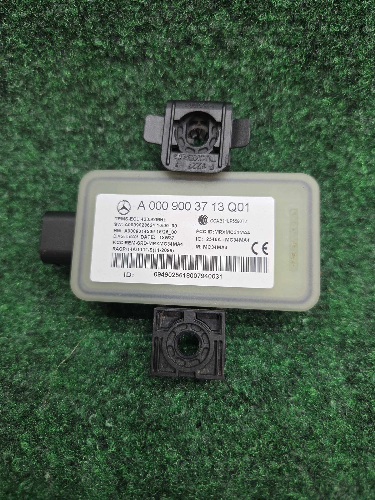 2016-2019 Mercedes Benz Glc 300 Tire Pressure Control Unit Oem A0009003713