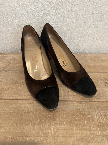 Vintage Salvatore Ferragamo Brown Suede Pumps Black Accents Women’s Shoe Size 9