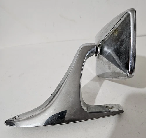 FORD #D22B-17743-AA 1974-79 FORD MUSTANG+ SIDE MIRROR LH SIDE W/O GASKET VTG