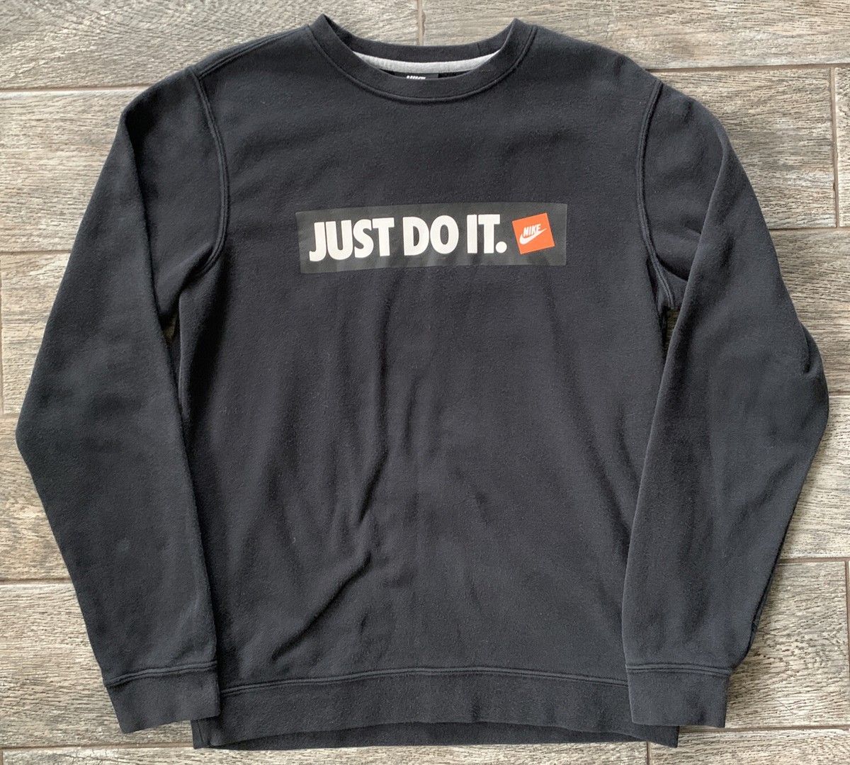 nike just do it black sweatshirt